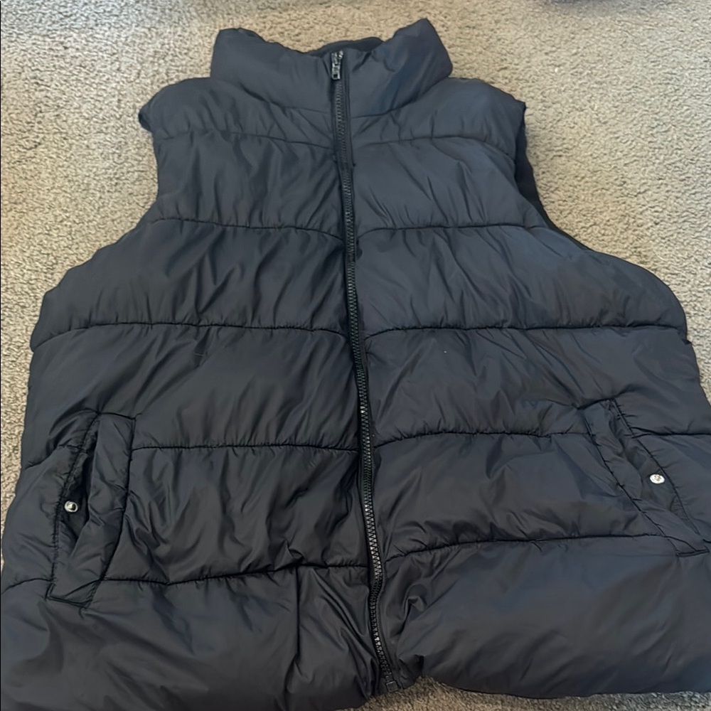 Old Navy Black Puffer Jacket